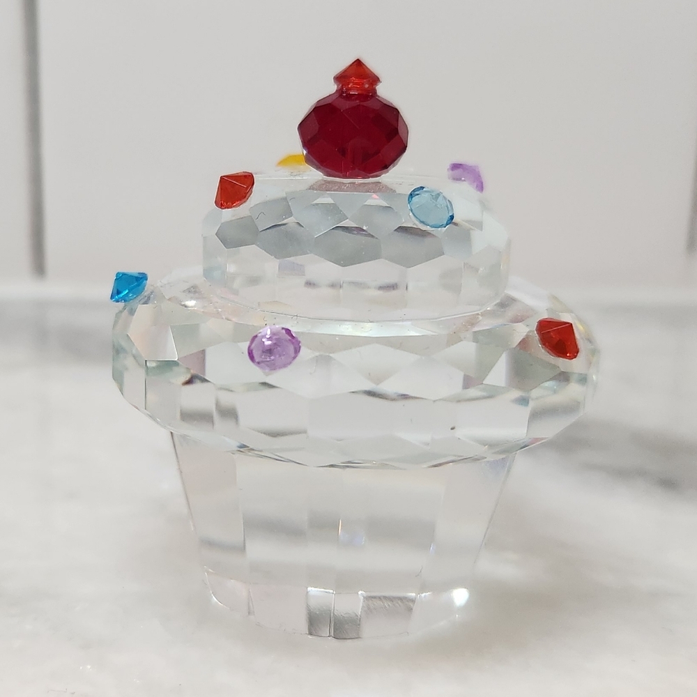 Art Glass Cupcake With Sprinkles - Paperweight - Picture 2 of 5